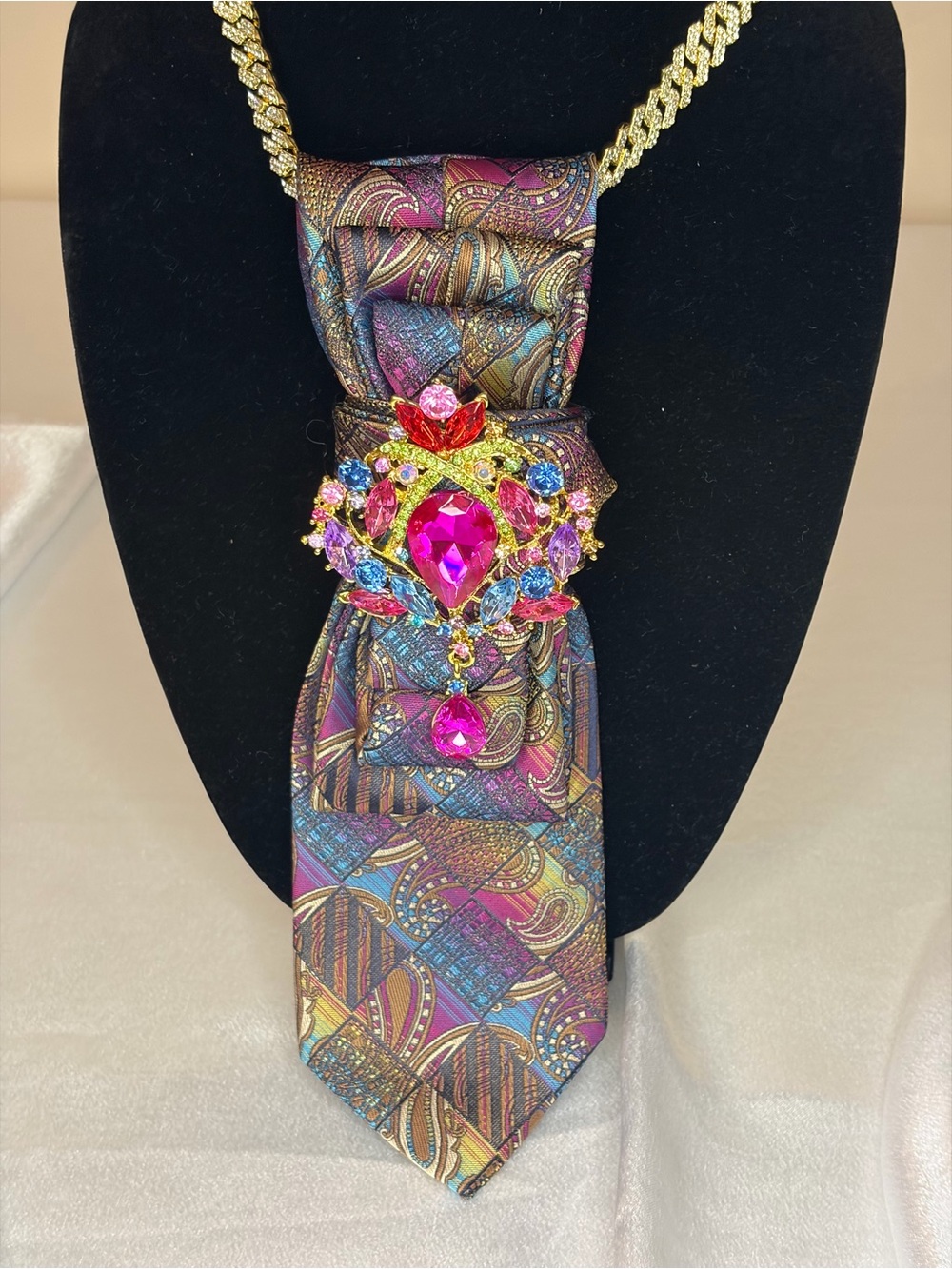 Stacy Adams Multicolor Paisley Tie Necklace with Pink & Gold Jewel Brooch